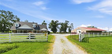 image of property with 3 Bed | 2 Bath | 2,135 Sqft