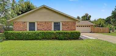 image of property with 3 Bed | 2 Bath | 1,572 Sqft