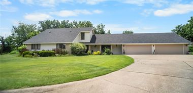 image of property with 4 Bed | 3 Bath | 3,434 Sqft
