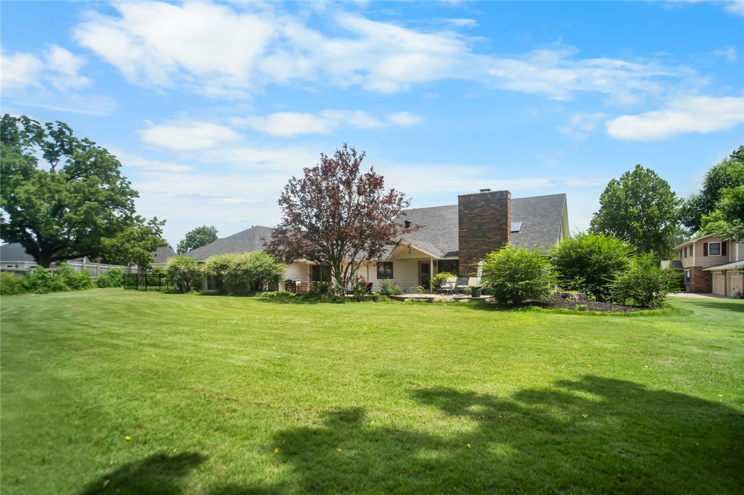 main property photo 33