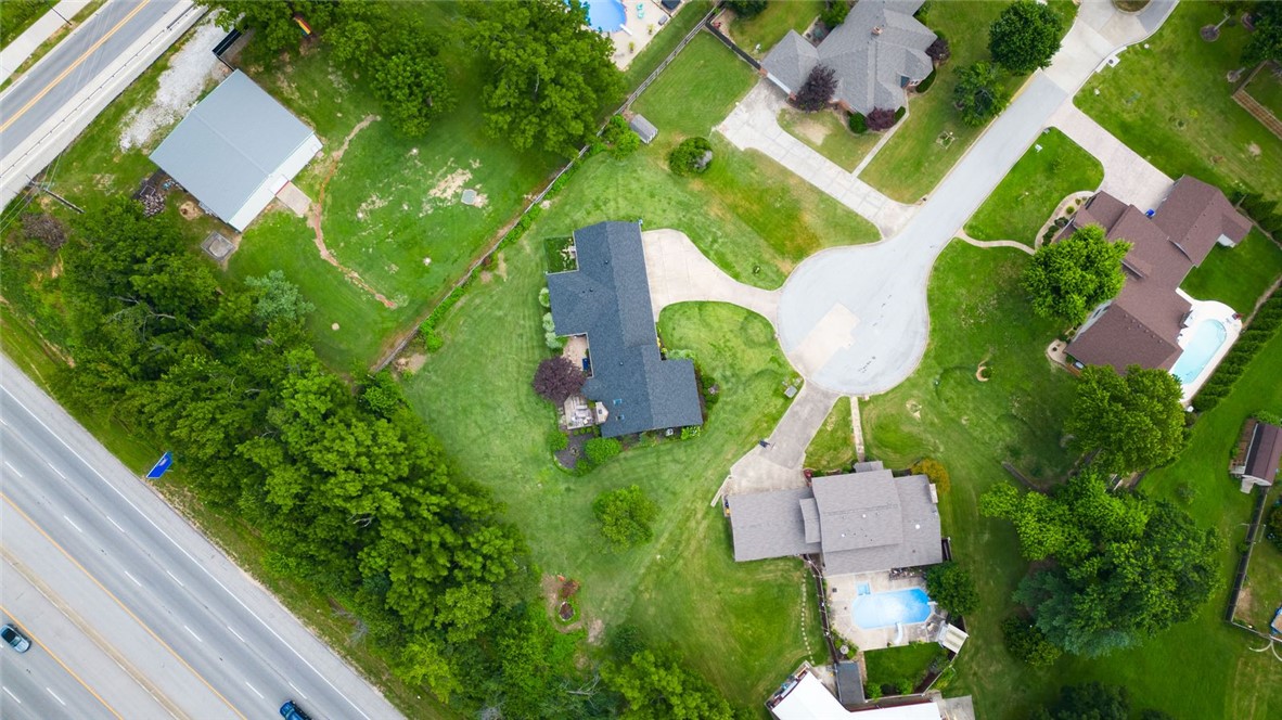 main property photo 46