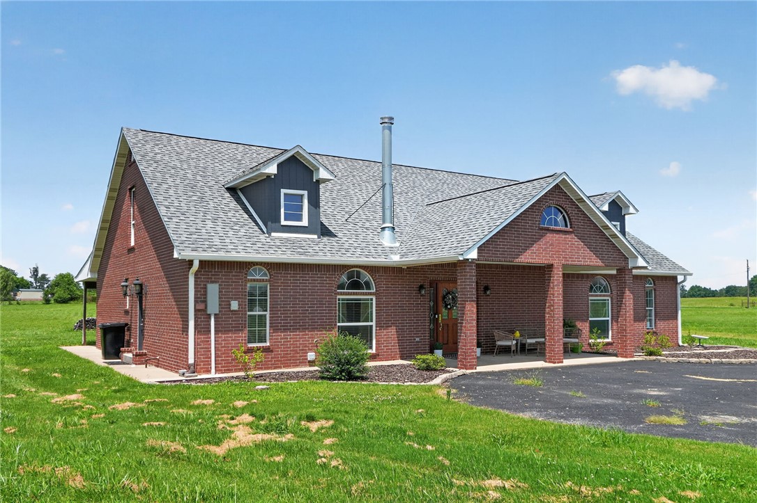 main property photo 3