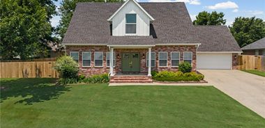 image of property with 4 Bed | 2 Bath | 2,418 Sqft