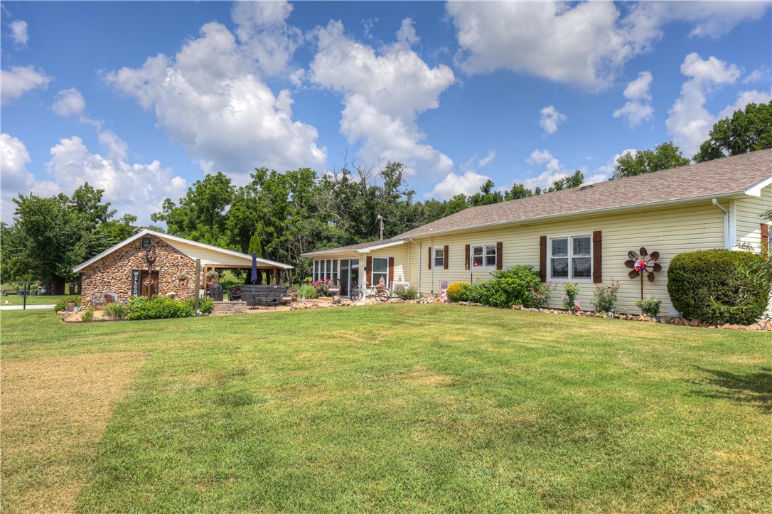 main property photo 3
