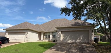 image of property with 3 Bed | 2 Bath | 1,459 Sqft