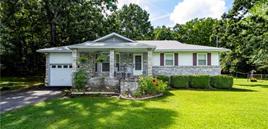 image of property with 3 Bed | 2 Bath | 1,474 Sqft
