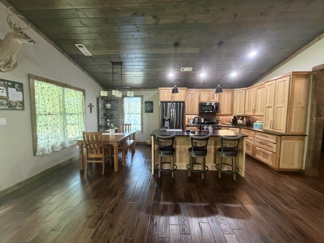 main property photo 10