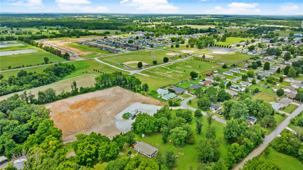 main property photo 17