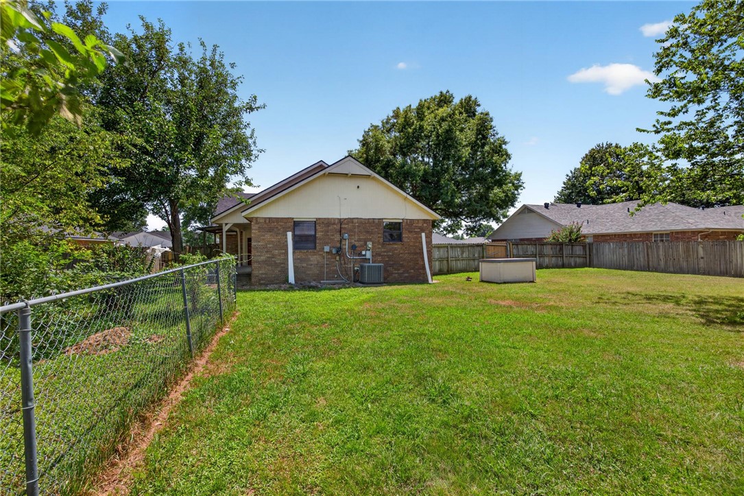 main property photo 25