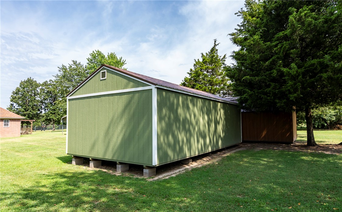 main property photo 31