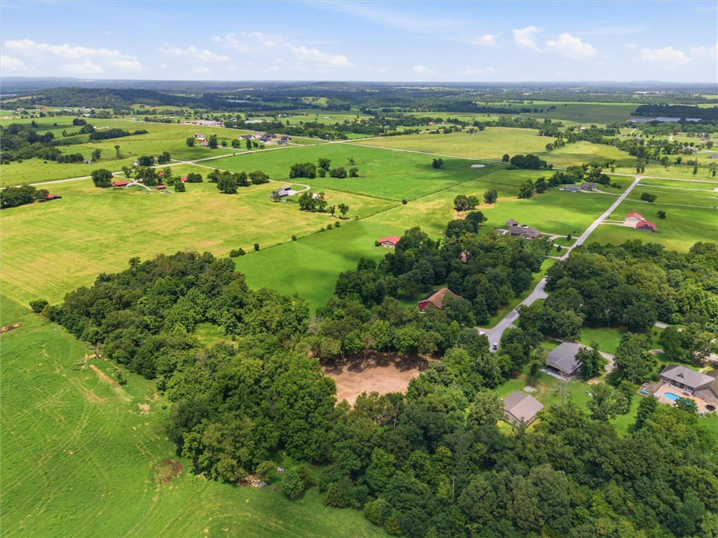 main property photo 11