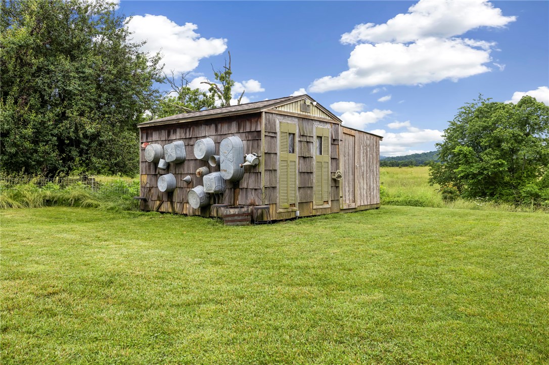 main property photo 24