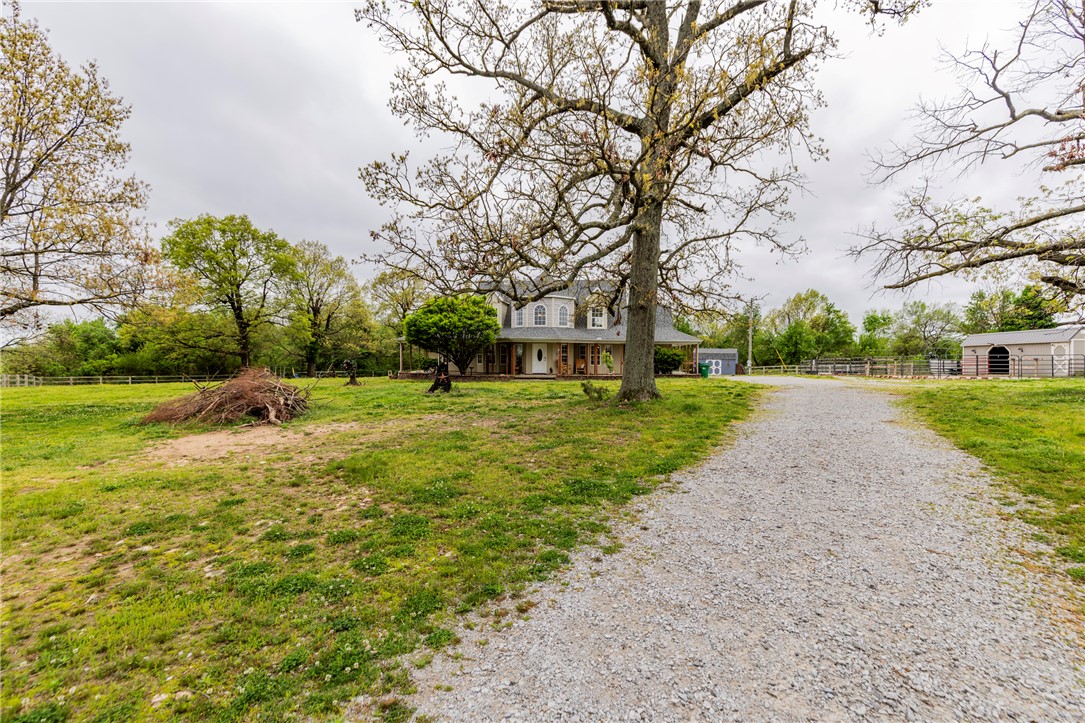 main property photo 40