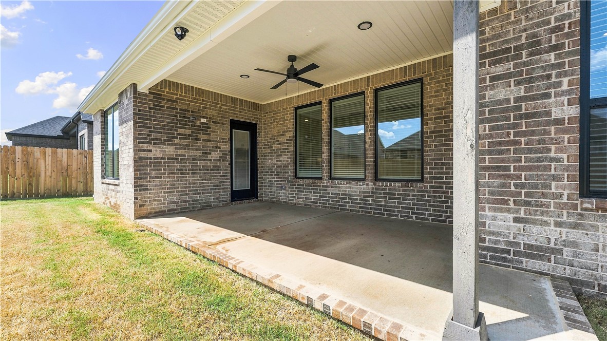 main property photo 10