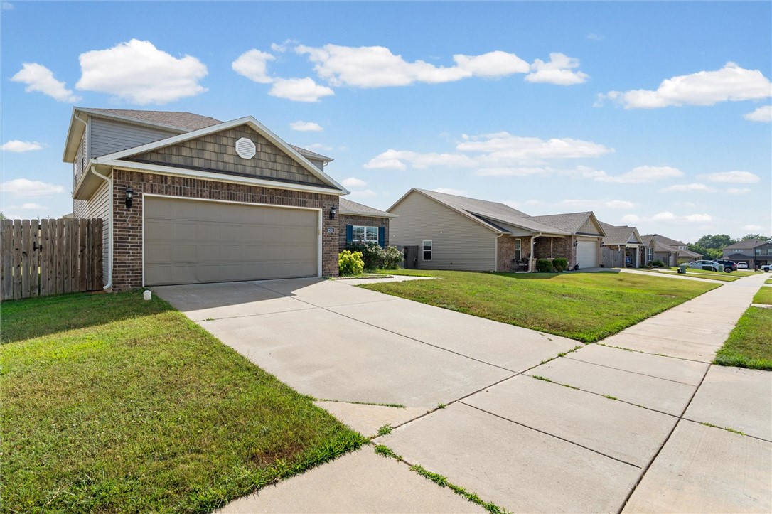 main property photo 4