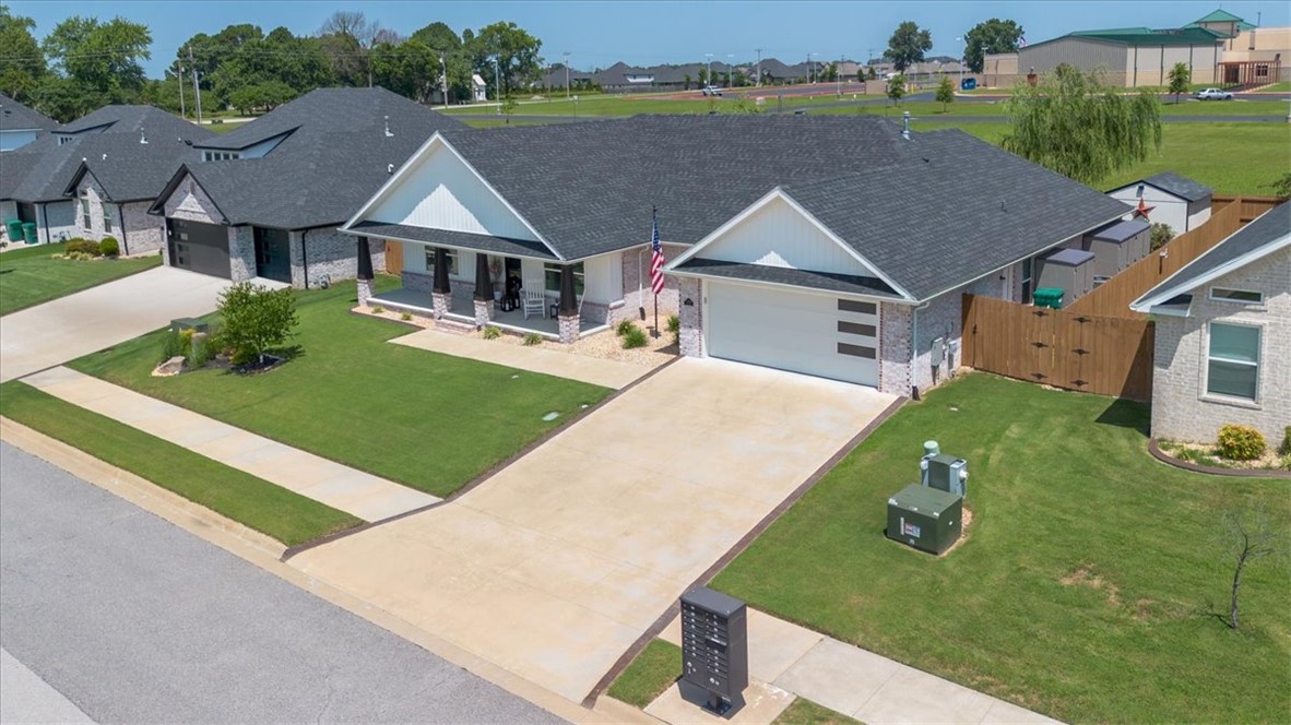 main property photo 1