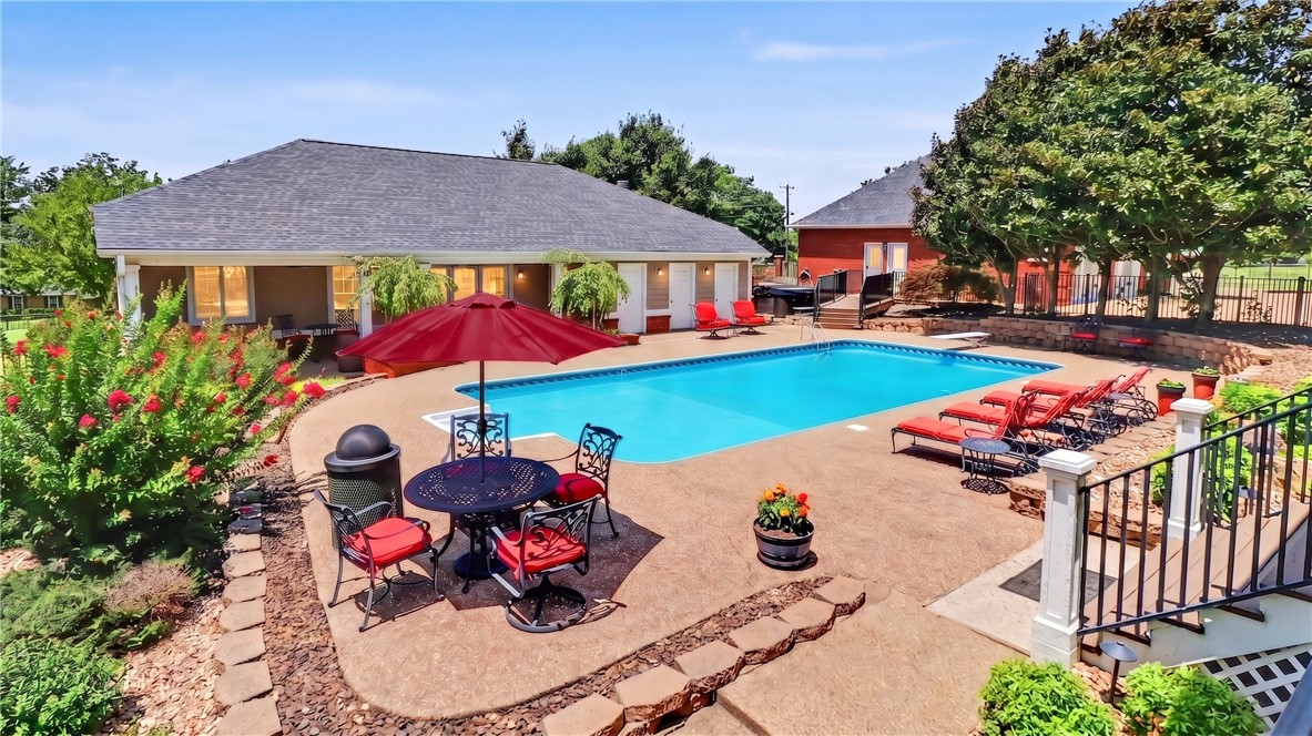 main property photo 49