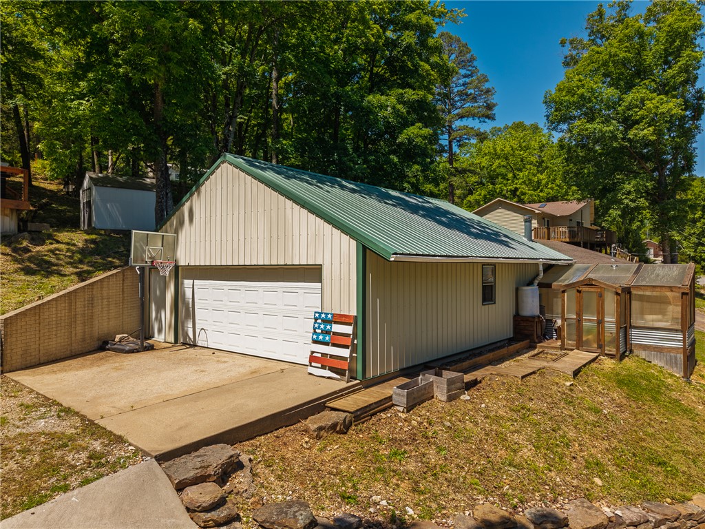 main property photo 39
