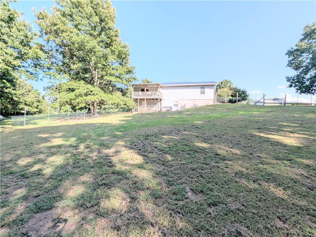 main property photo 18