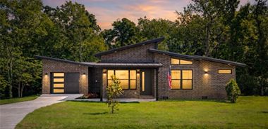 image of property with 2 Bed | 2 Bath | 1,131 Sqft