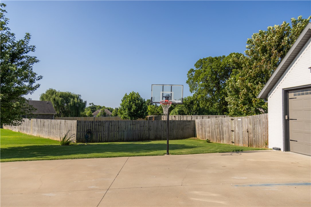 main property photo 4