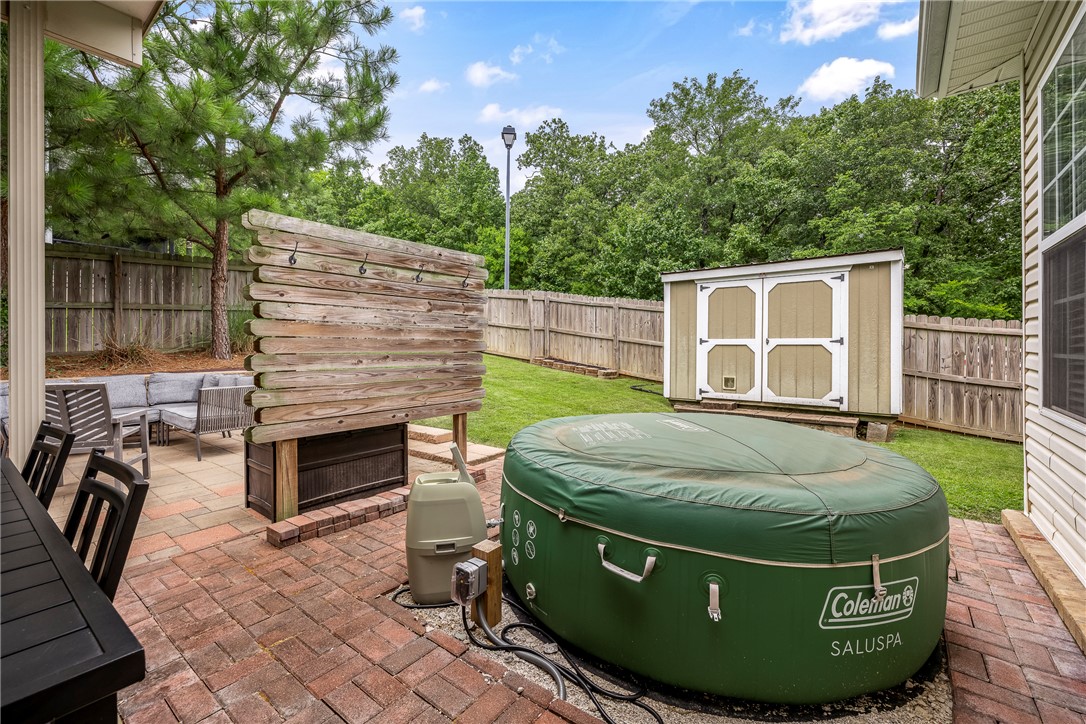 main property photo 13