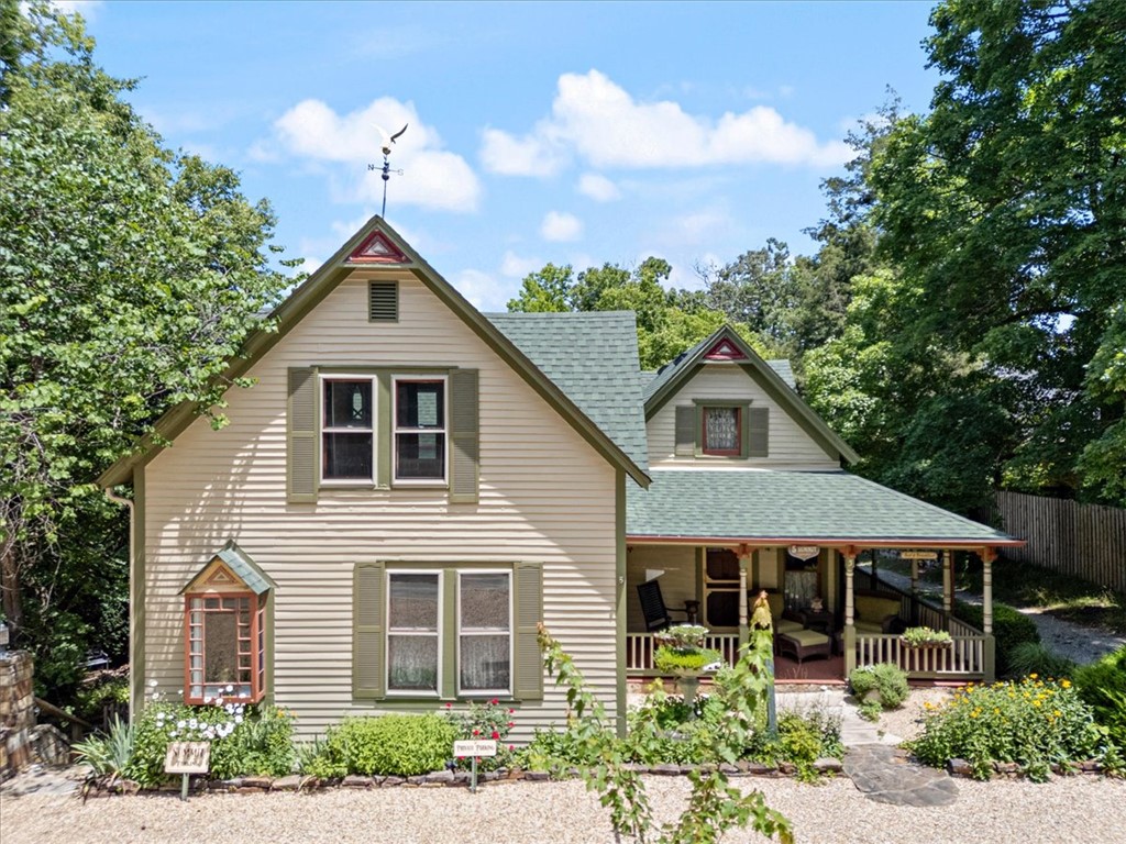 main property photo 17