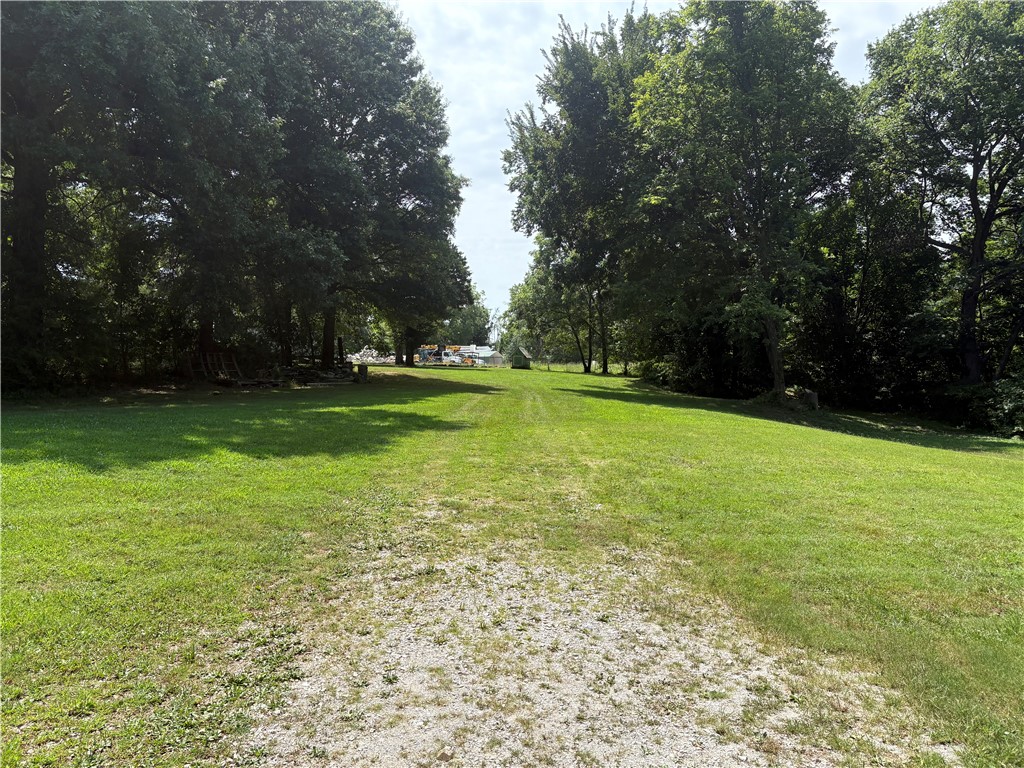 main property photo 18