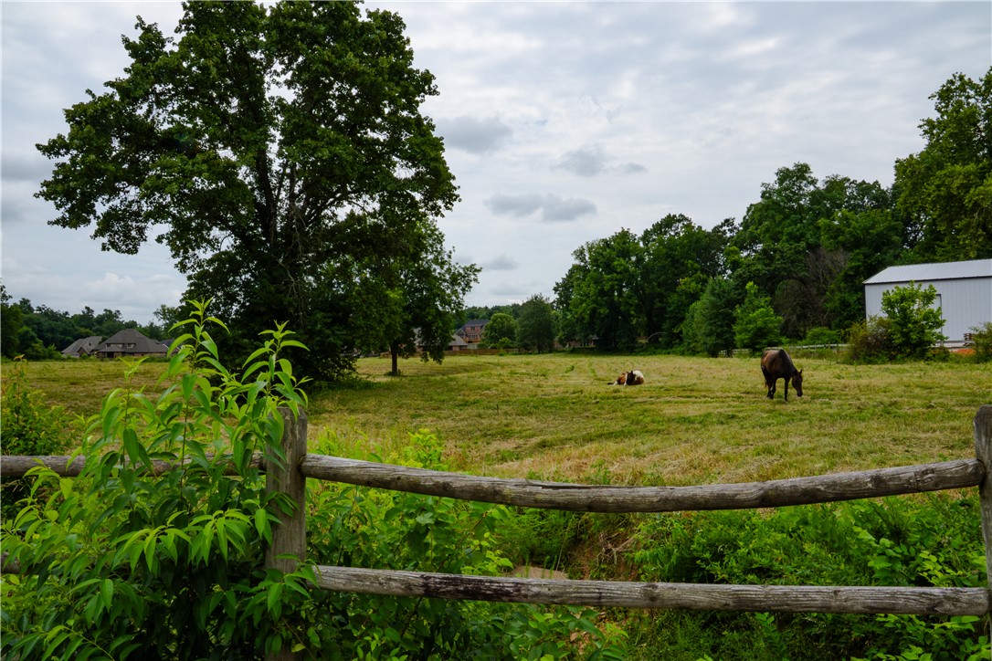 main property photo 24