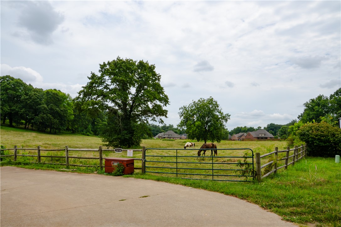 main property photo 27