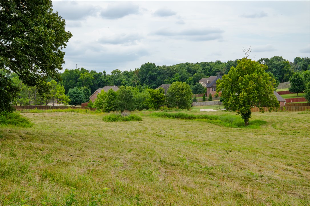 main property photo 29