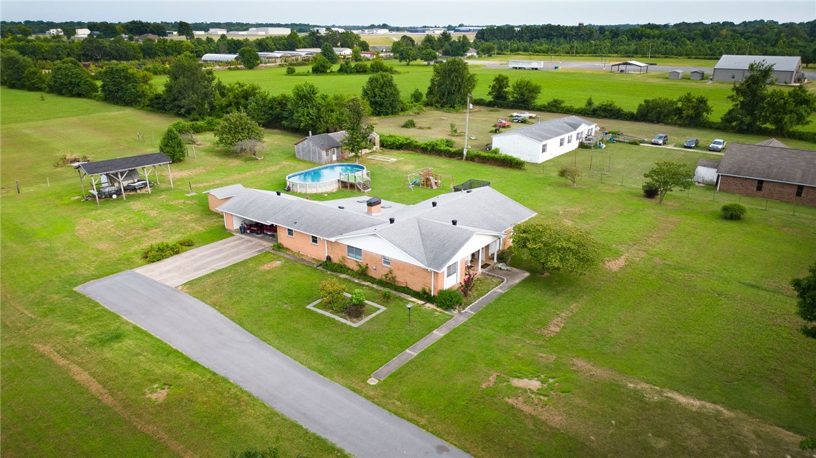 main property photo 4