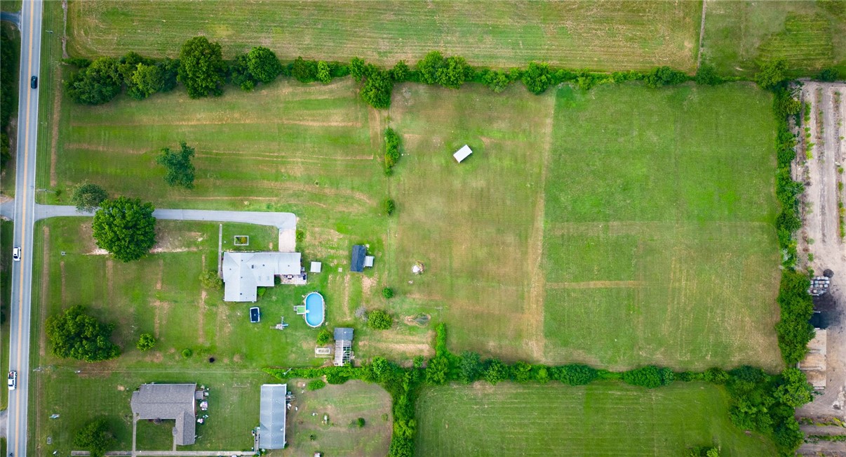 main property photo 6
