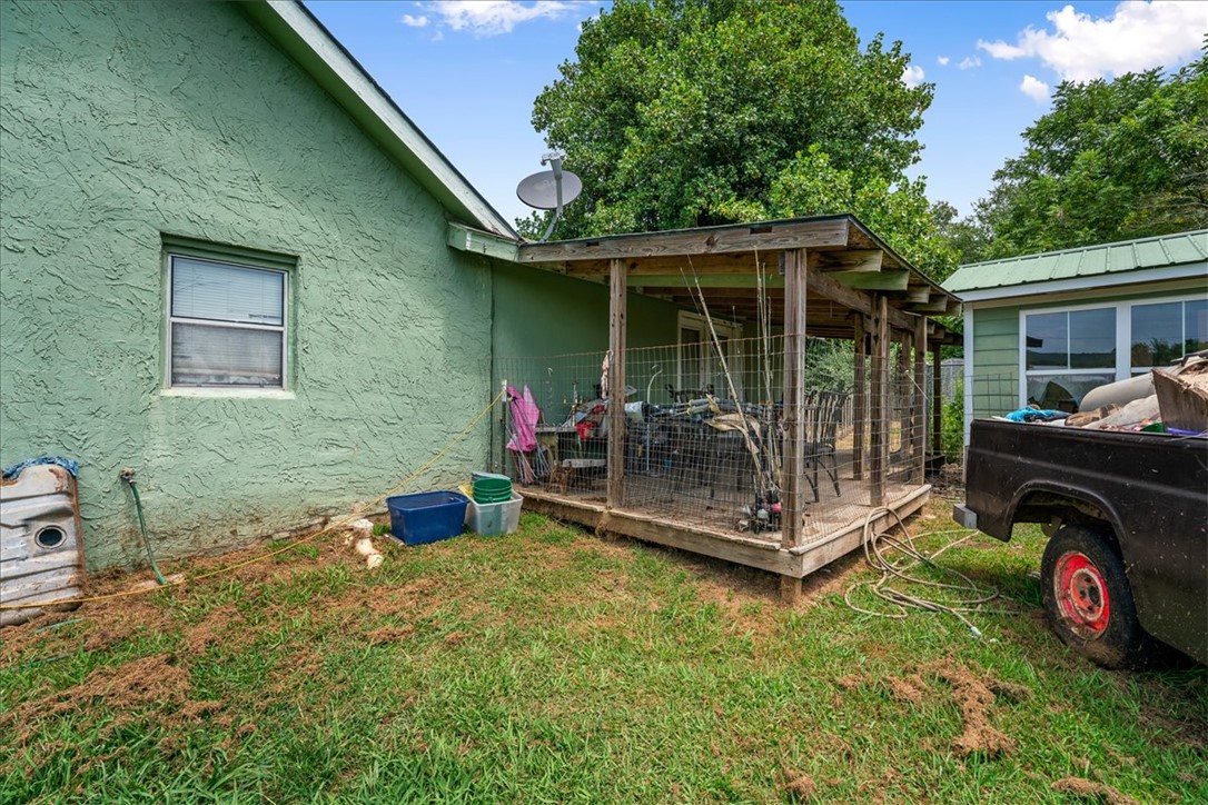 main property photo 23
