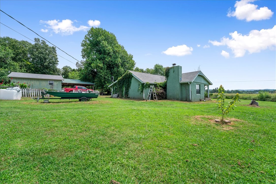 main property photo 28