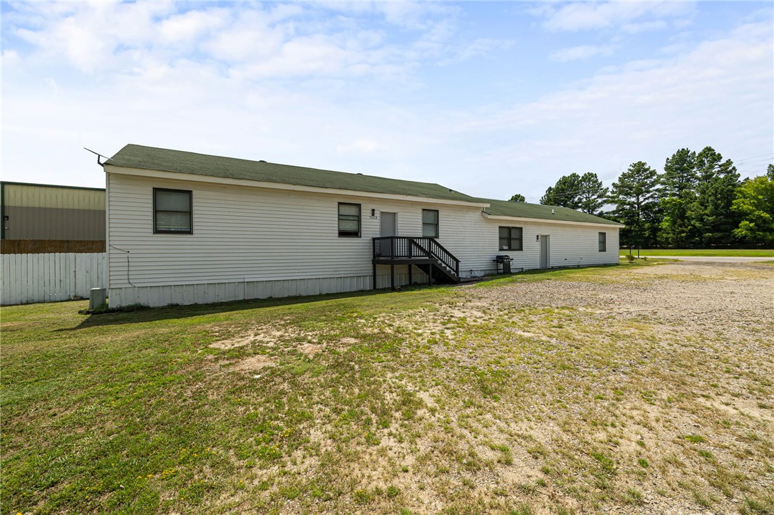 main property photo 40