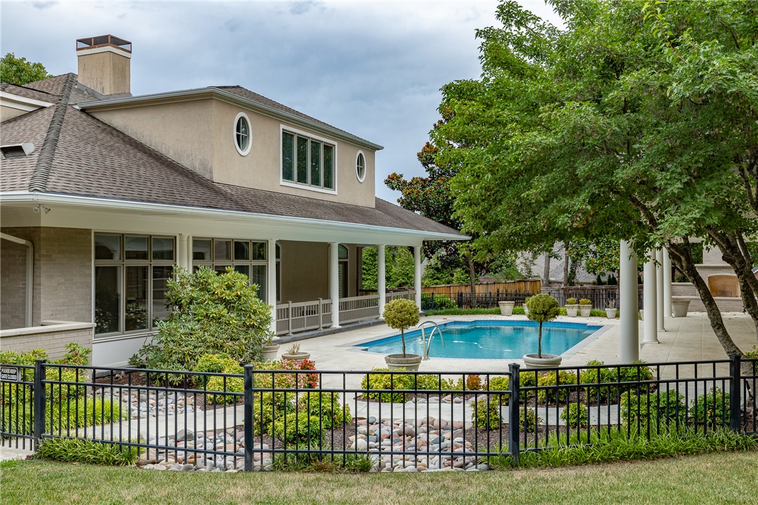 main property photo 14