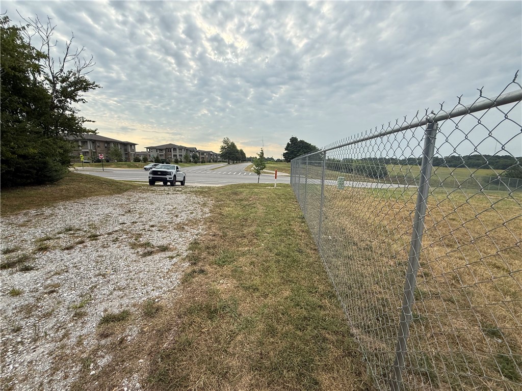 main property photo 6