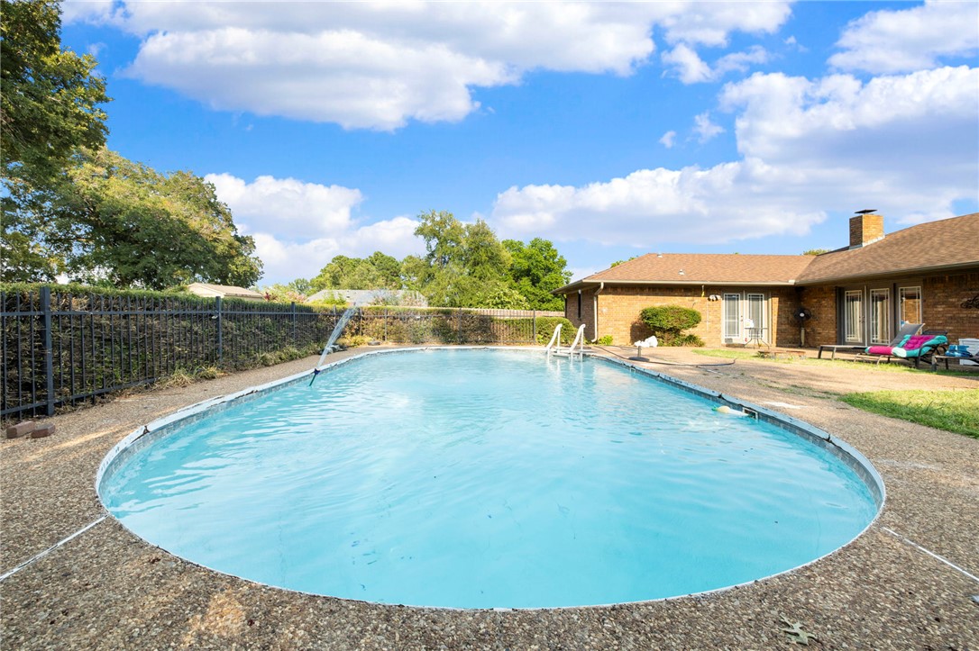 main property photo 56