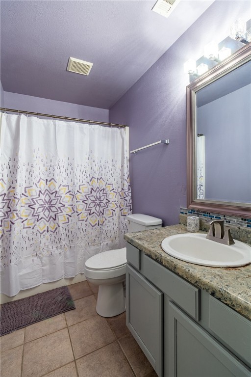 main property photo 9