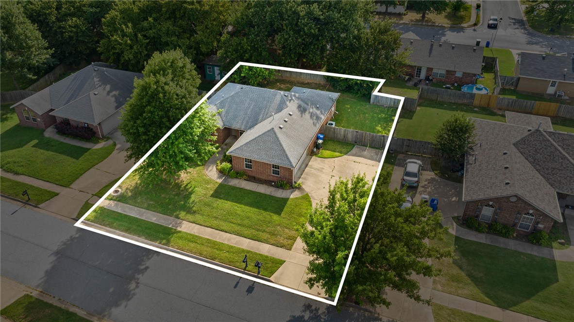 main property photo 22