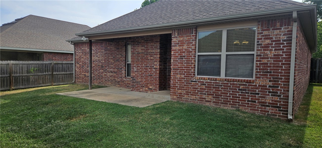main property photo 18
