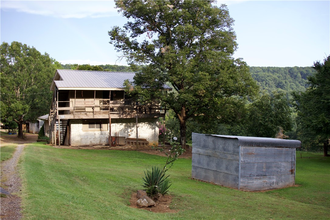 main property photo 20