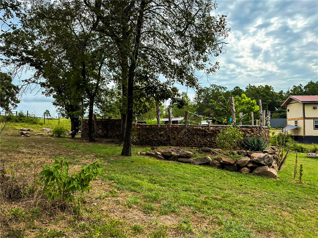 main property photo 41