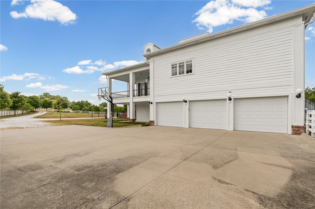 main property photo 20