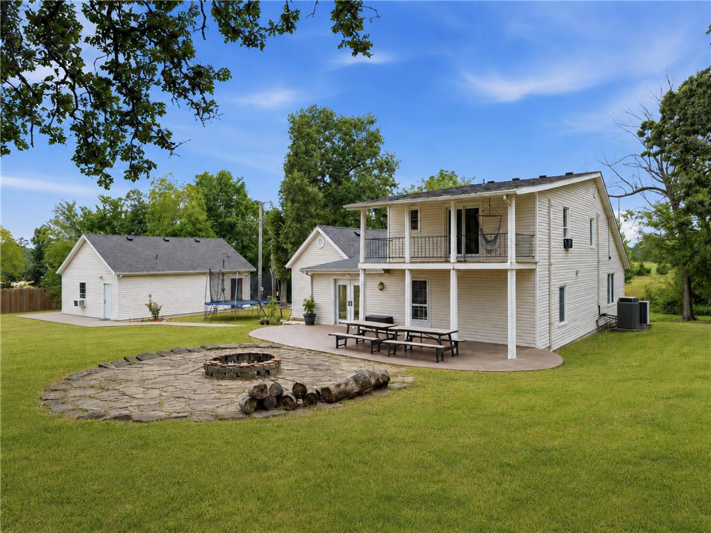 main property photo 30