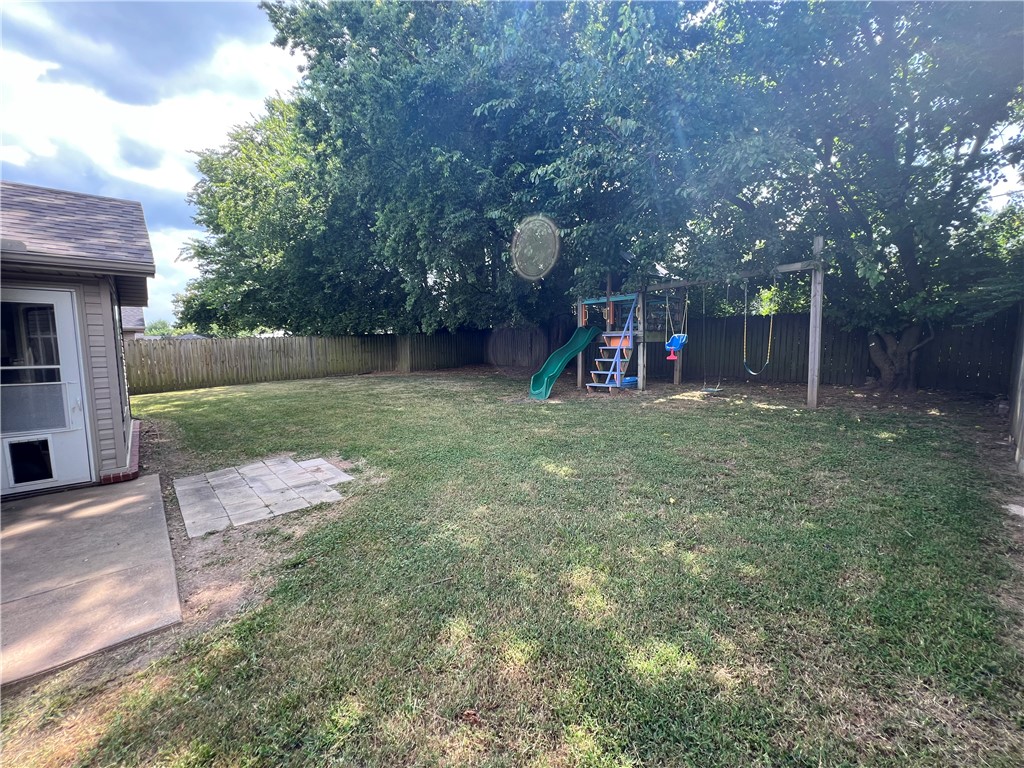 main property photo 20