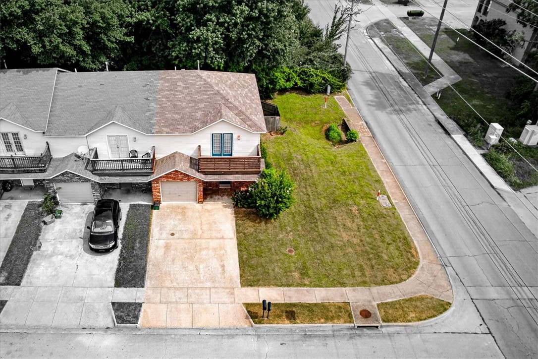 main property photo 28