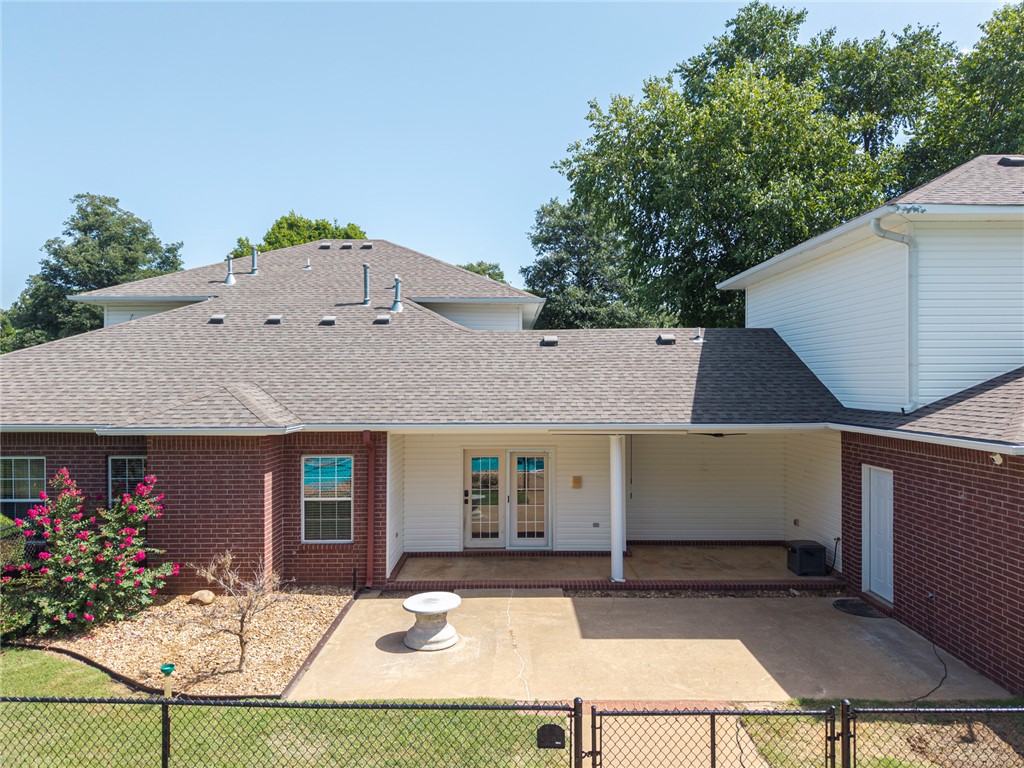 main property photo 40