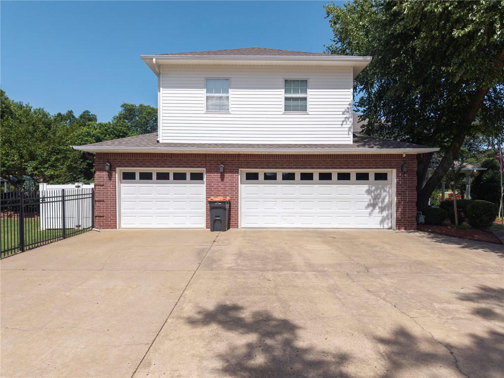 main property photo 47